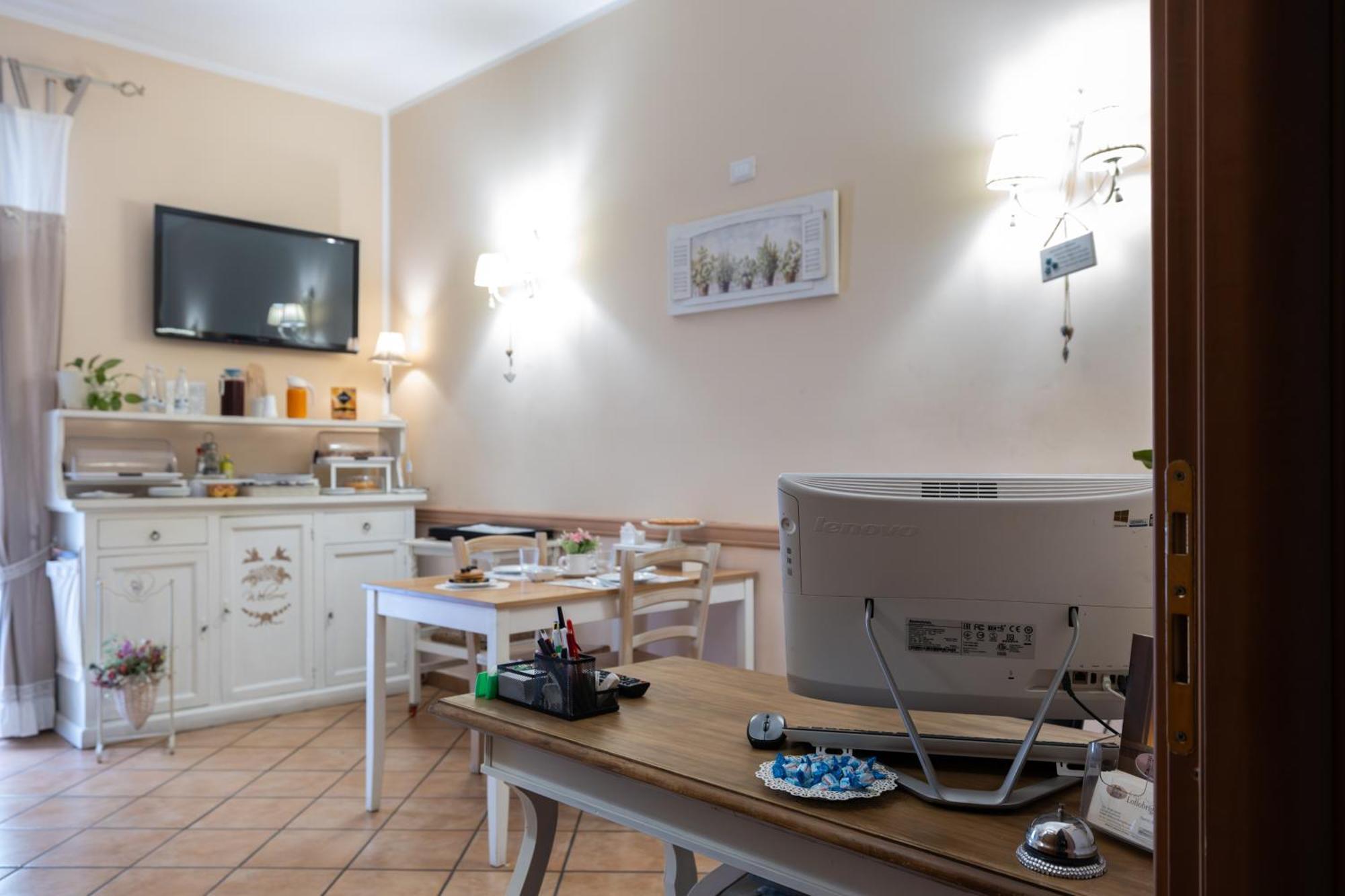 Casa Lollobrigida Bed & Breakfast Ciampino Luaran gambar